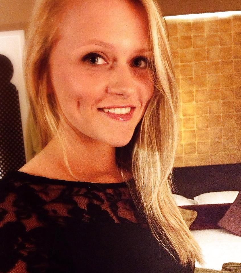 22P Dutch slut 26