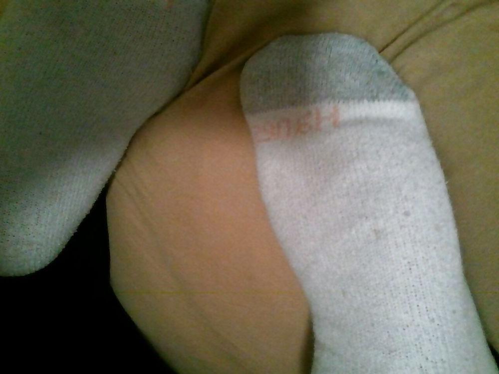 25P Stinky white ankle socks latina friend