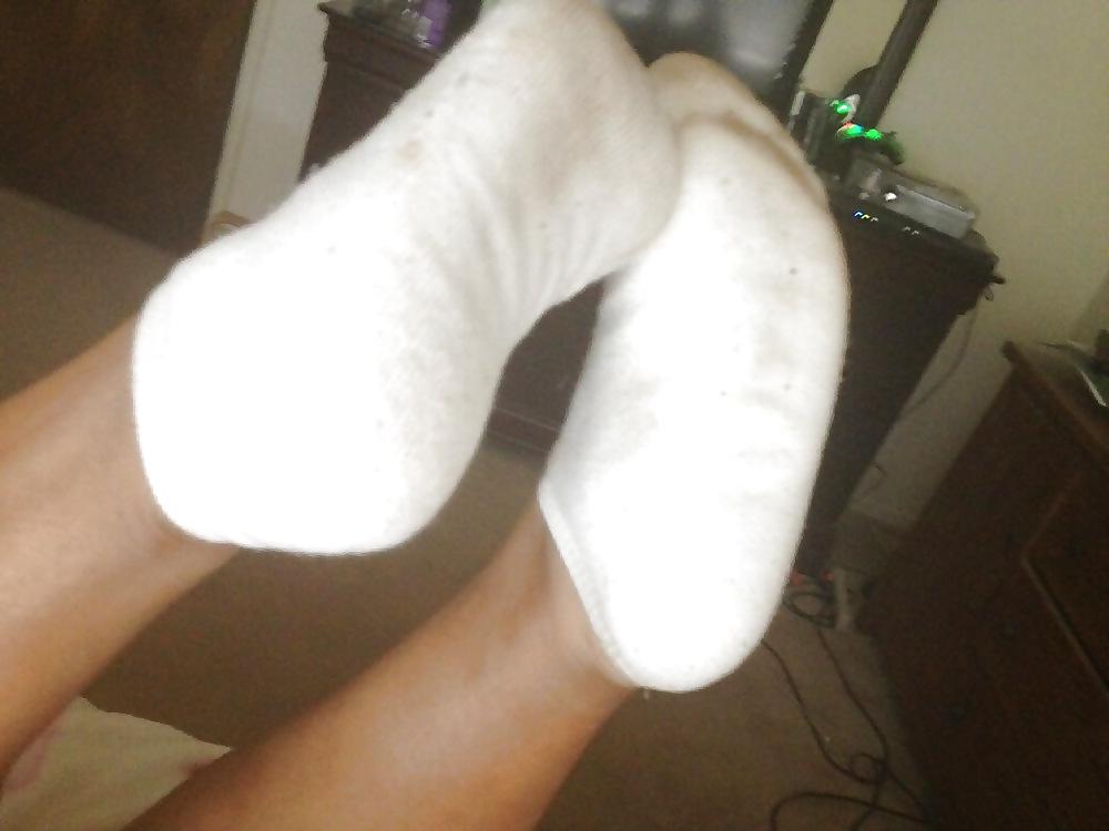 25P Stinky white ankle socks latina friend