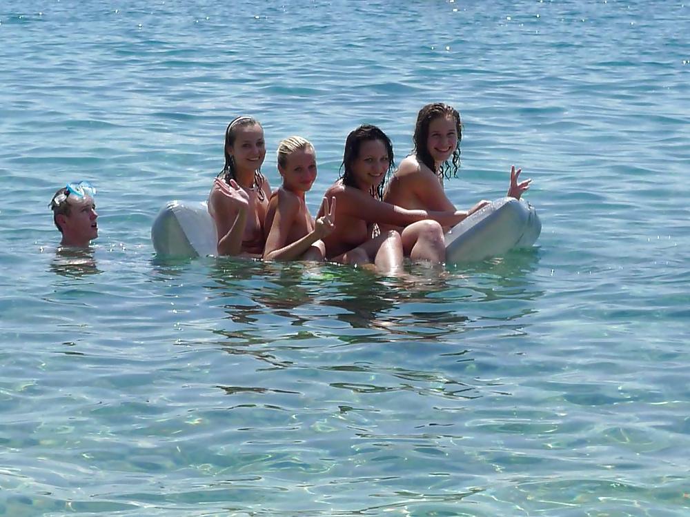 25P Teentits on holiday