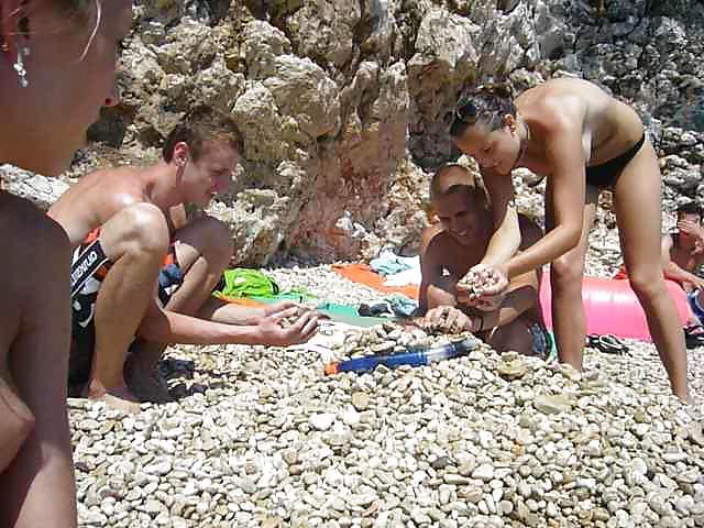 25P Teentits on holiday