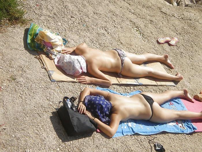 25P Teens on holiday