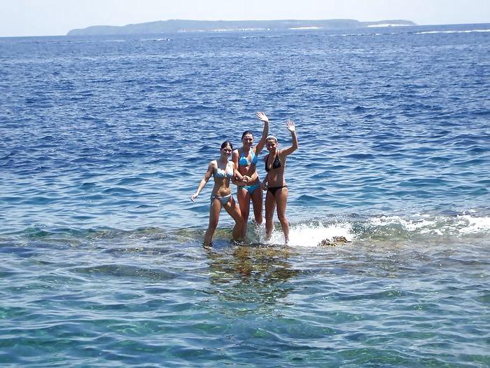 25P Teens on holiday