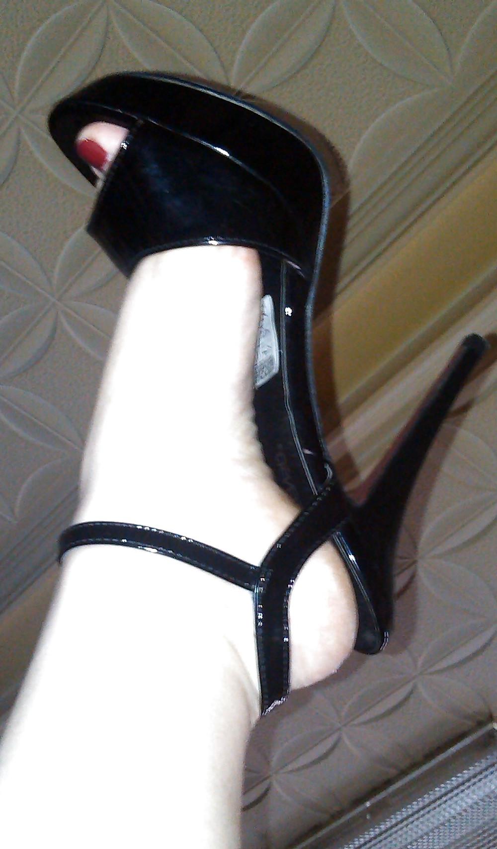 25P High heels