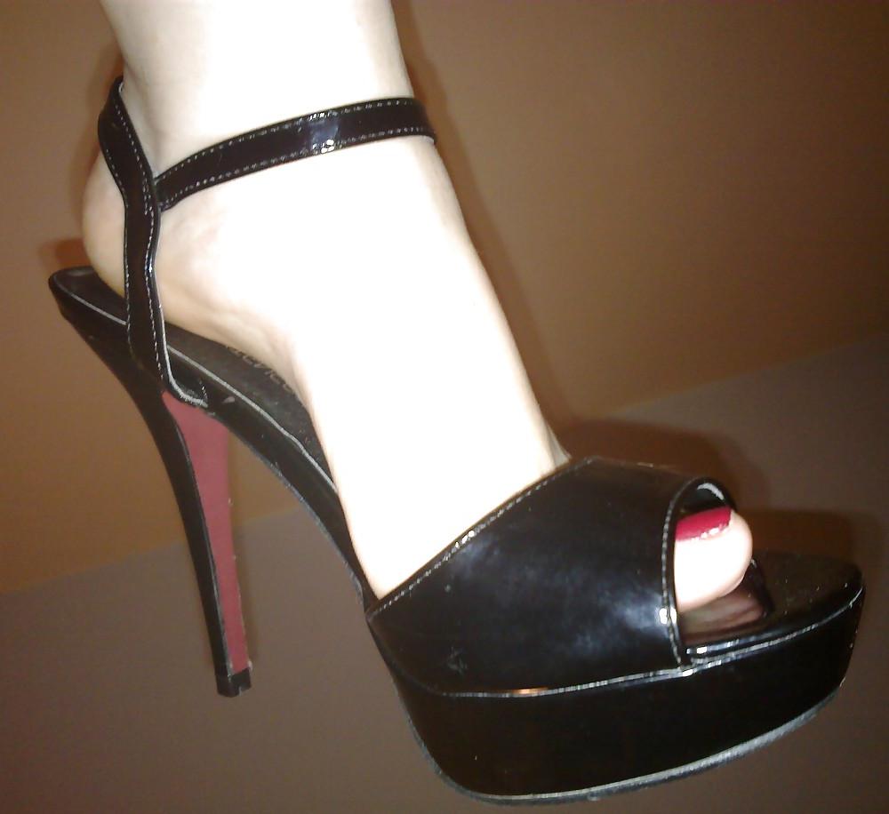 25P High heels