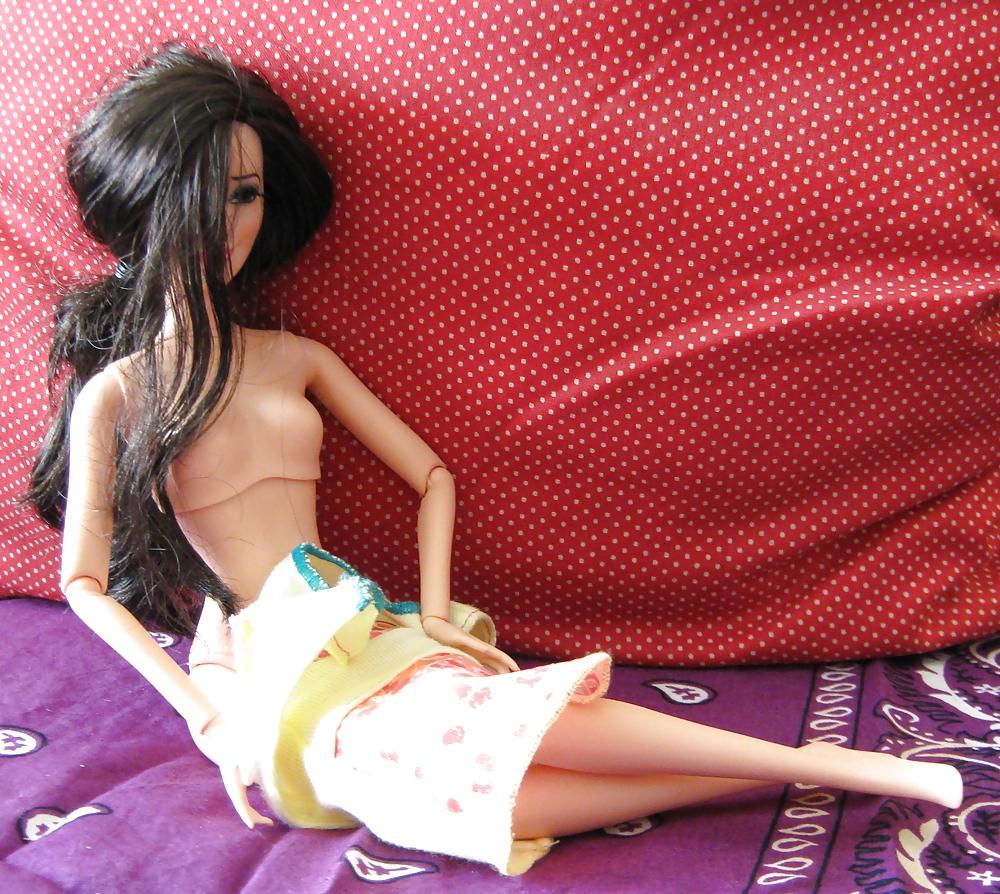 19P Dahlia - doll coquette girl strip