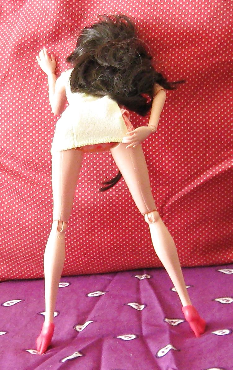 19P Dahlia - doll coquette girl strip