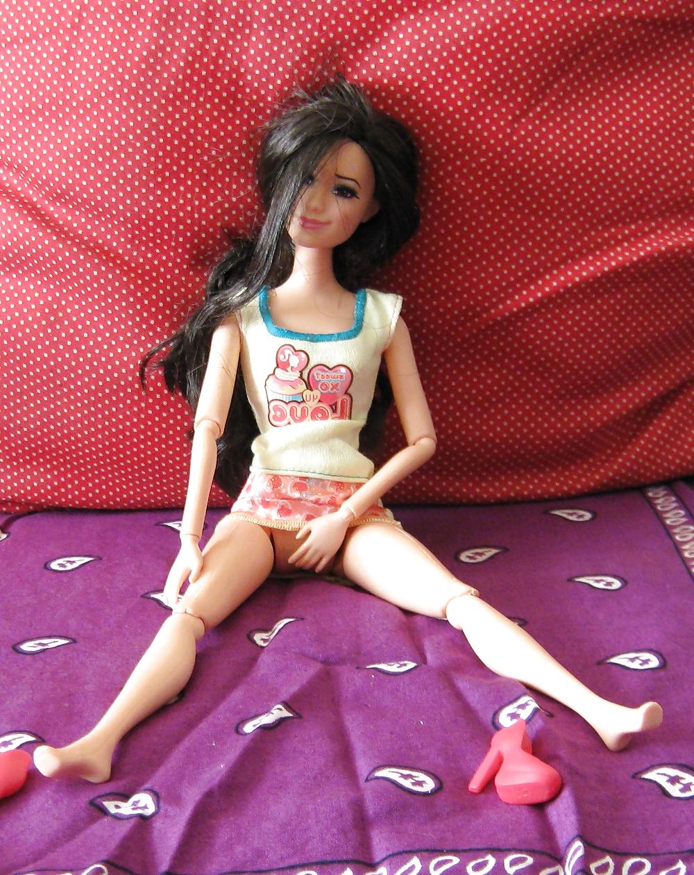 19P Dahlia - doll coquette girl strip