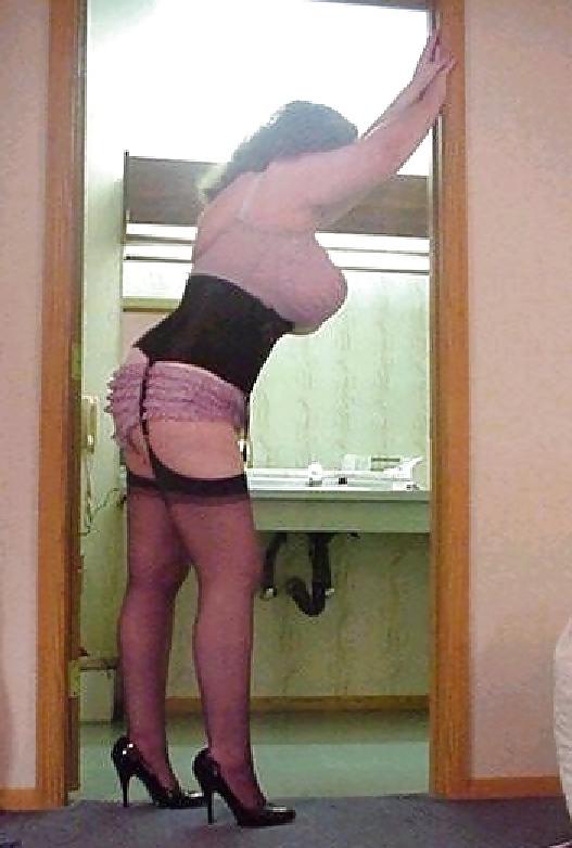 25P Buxom Brandi