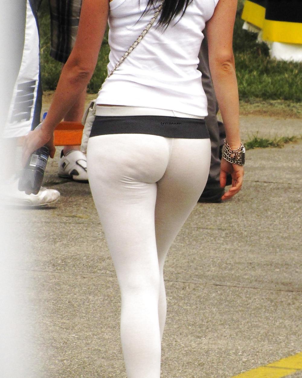 19P Wife At The Park In Tight Hot Leggings