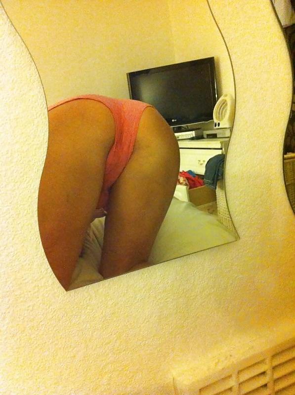8P Mmm tnites bedroom atire