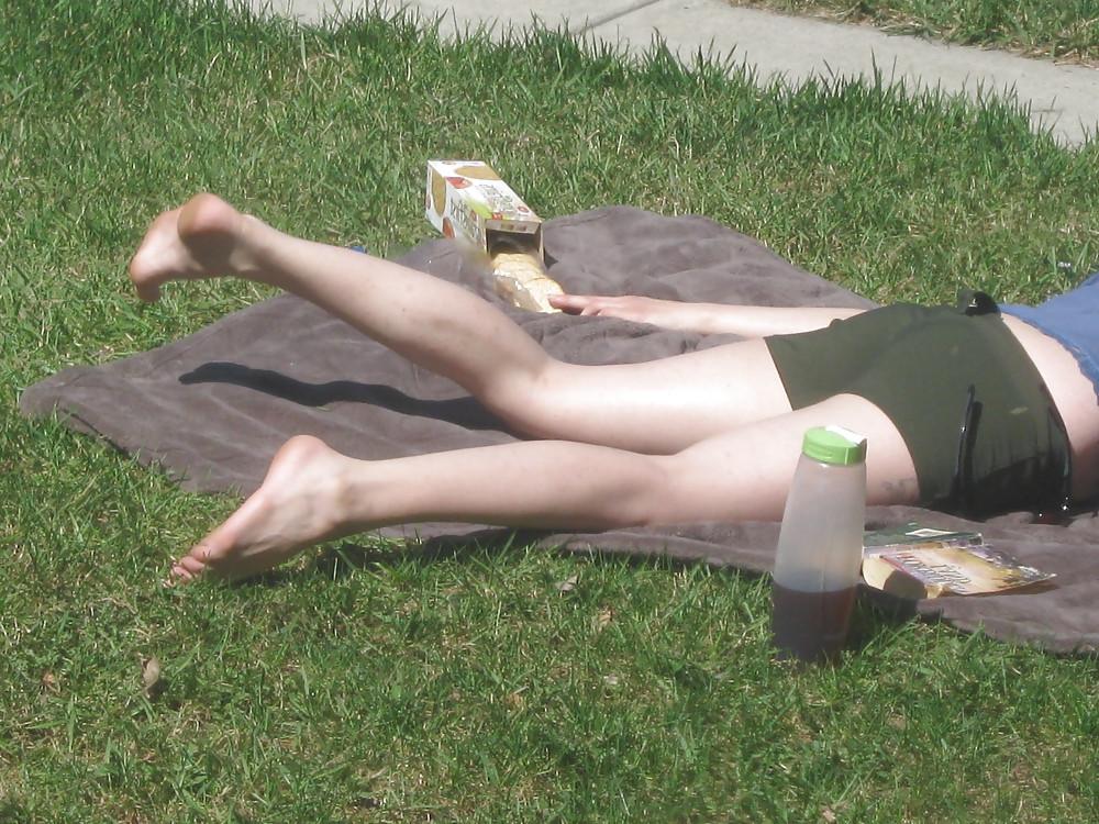 13P My nextdoor neibor sun tanning