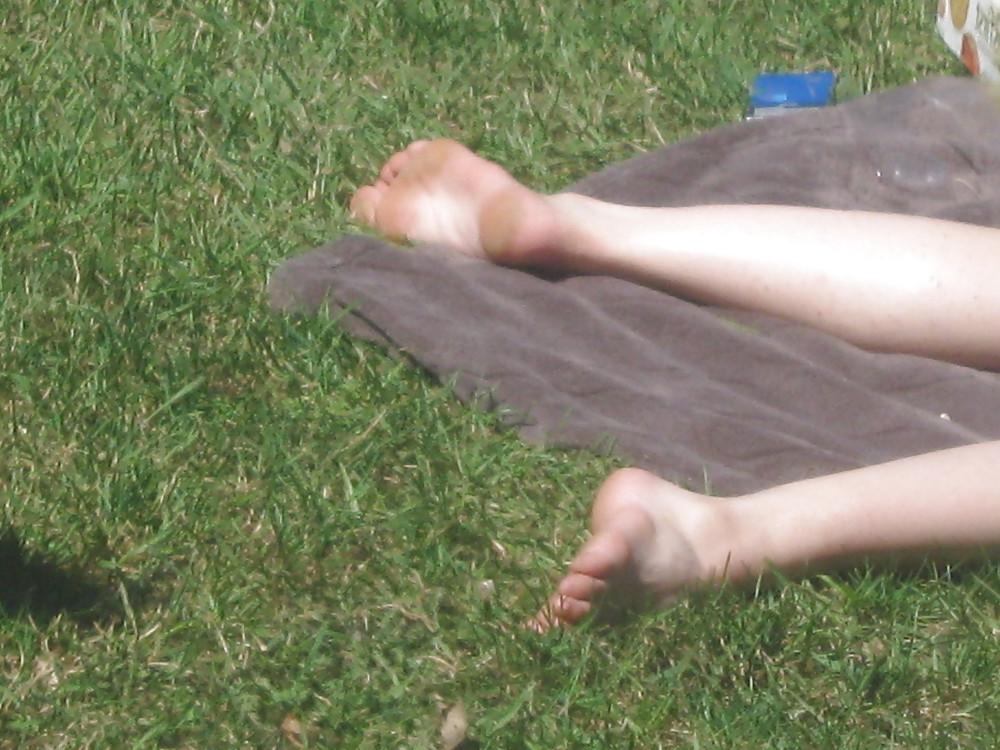 13P My nextdoor neibor sun tanning