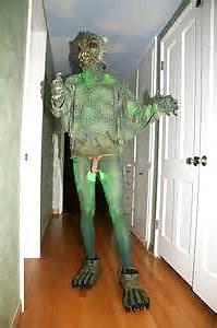 15P Monster man eat that pussy xxx pics