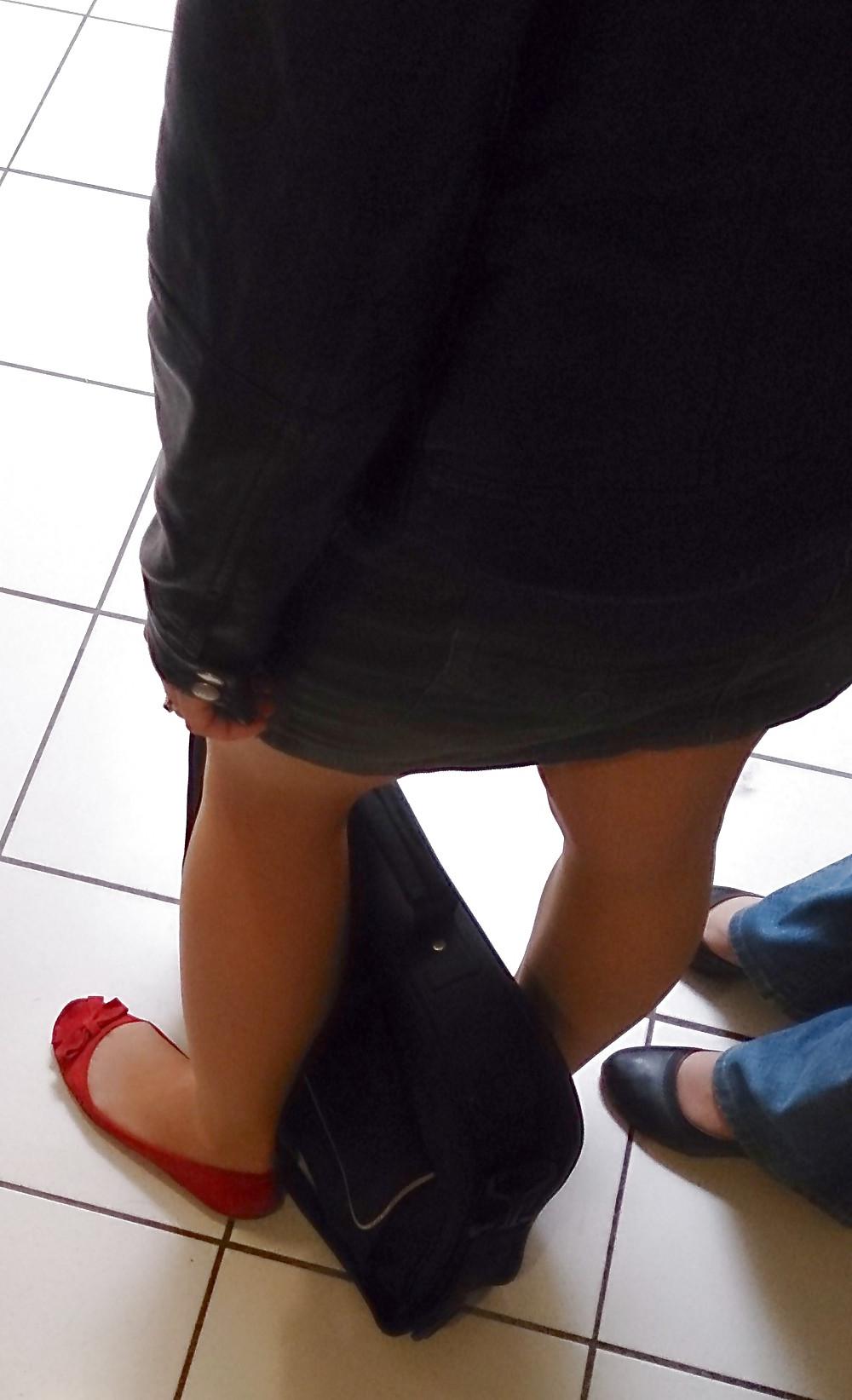 11P Candid shots of teen in pantyhose and ballerinas flats
