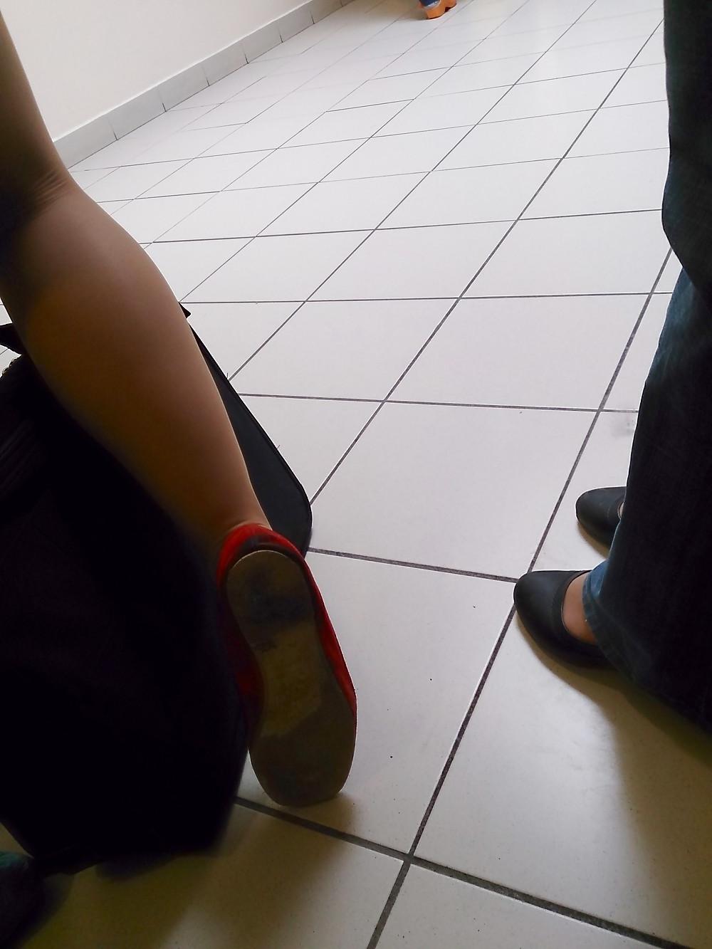 11P Candid shots of teen in pantyhose and ballerinas flats