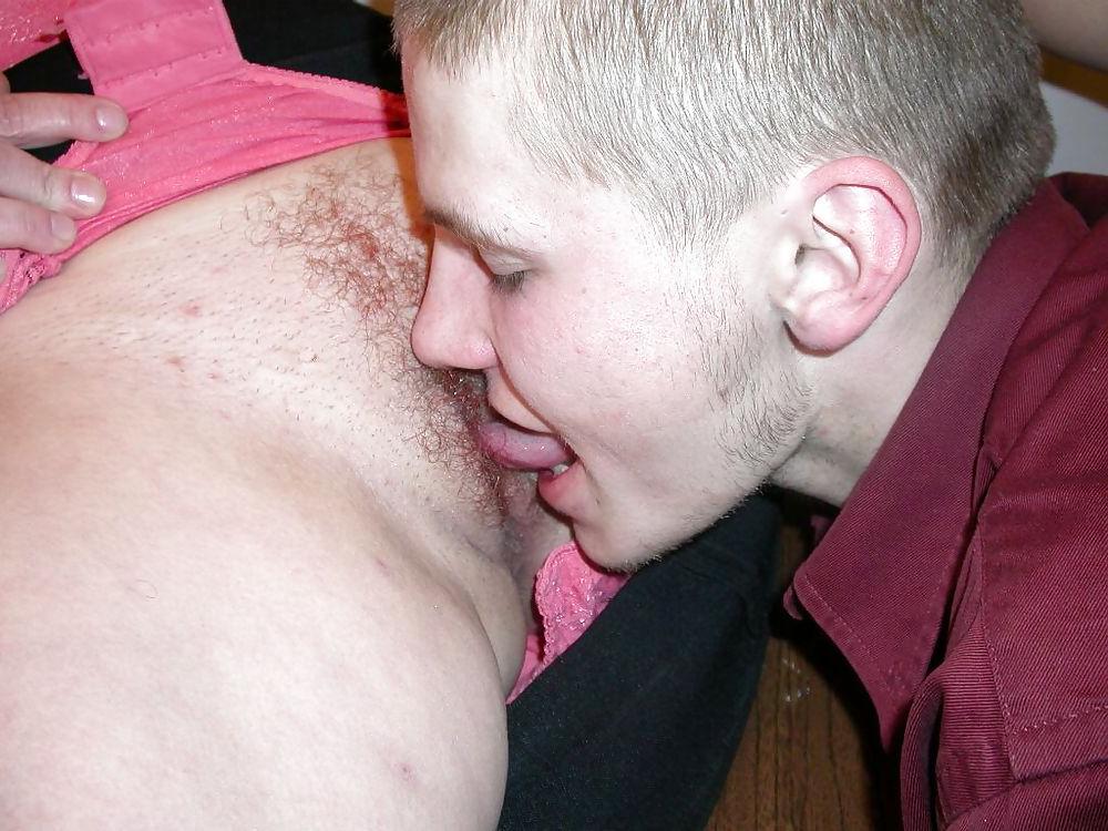 9P Mom & Boy in the kitchen 