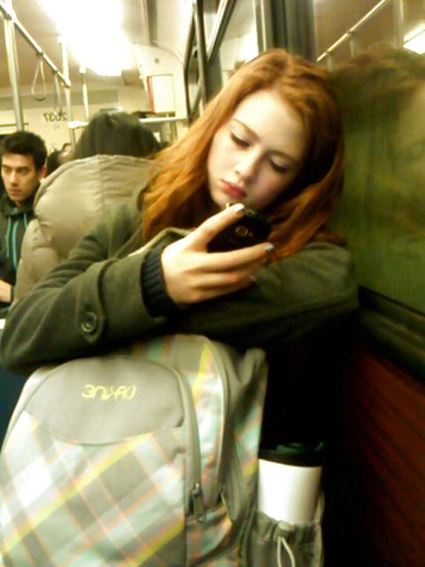 14P Voyeur - Karen Gillan lookalike on the train