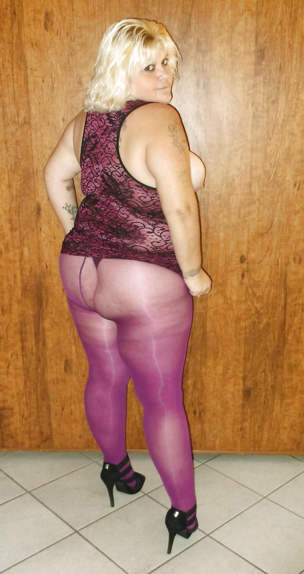 18P Passionate purple  photoshoot