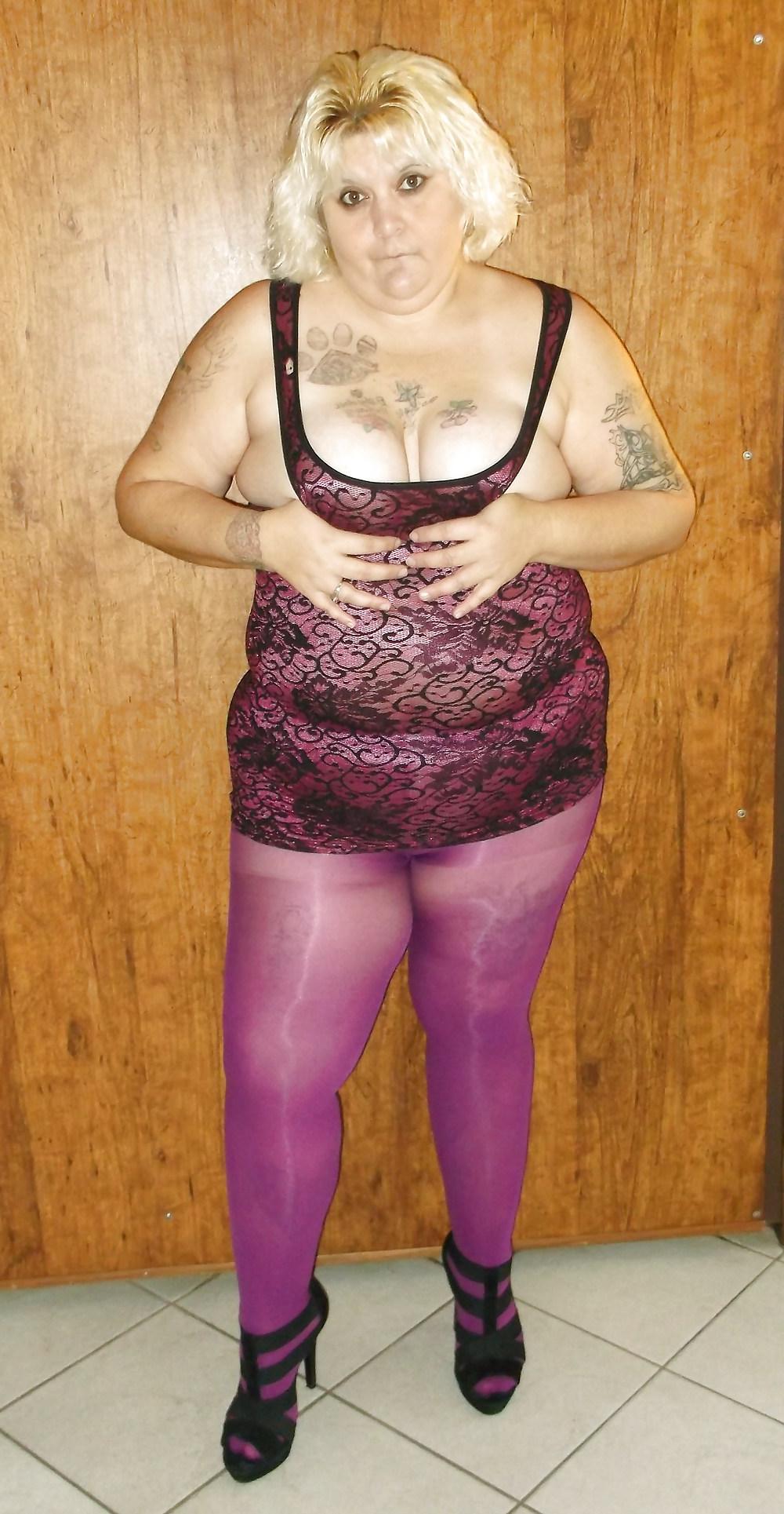 18P Passionate purple  photoshoot