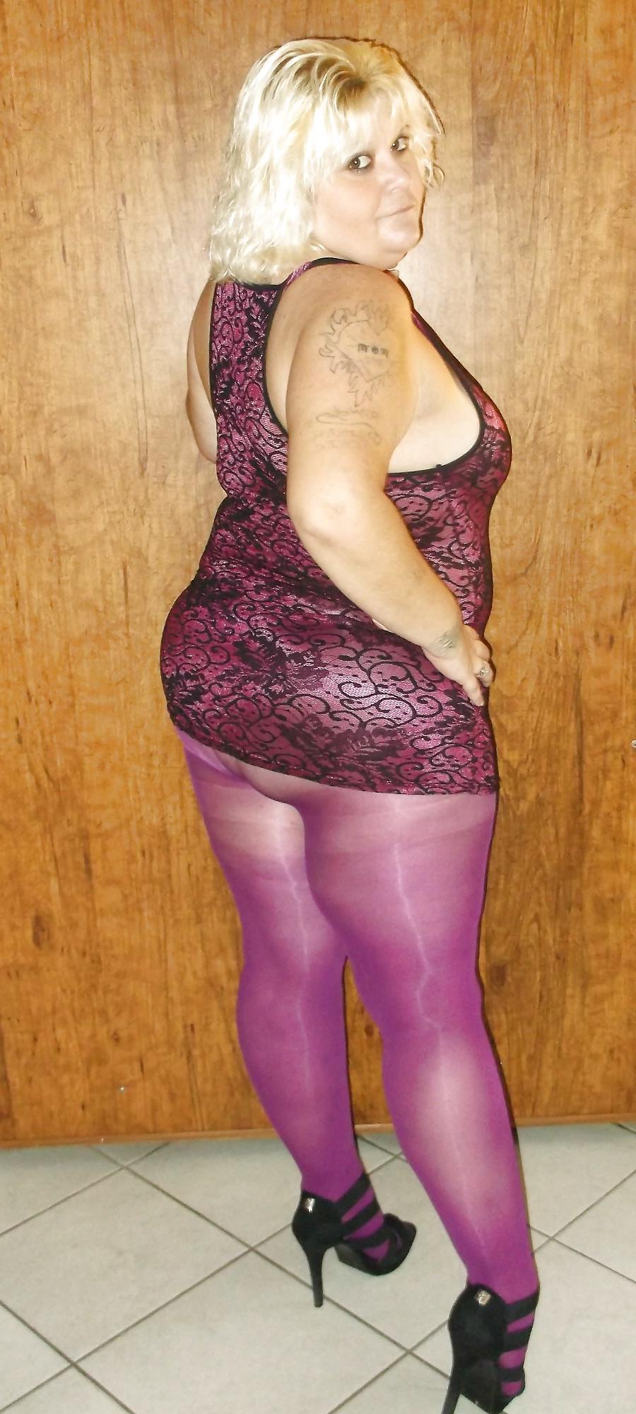 18P Passionate purple  photoshoot