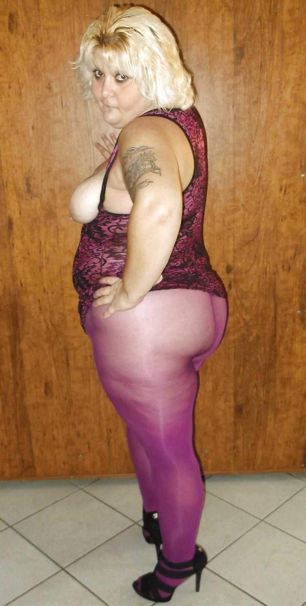 18P Passionate purple  photoshoot