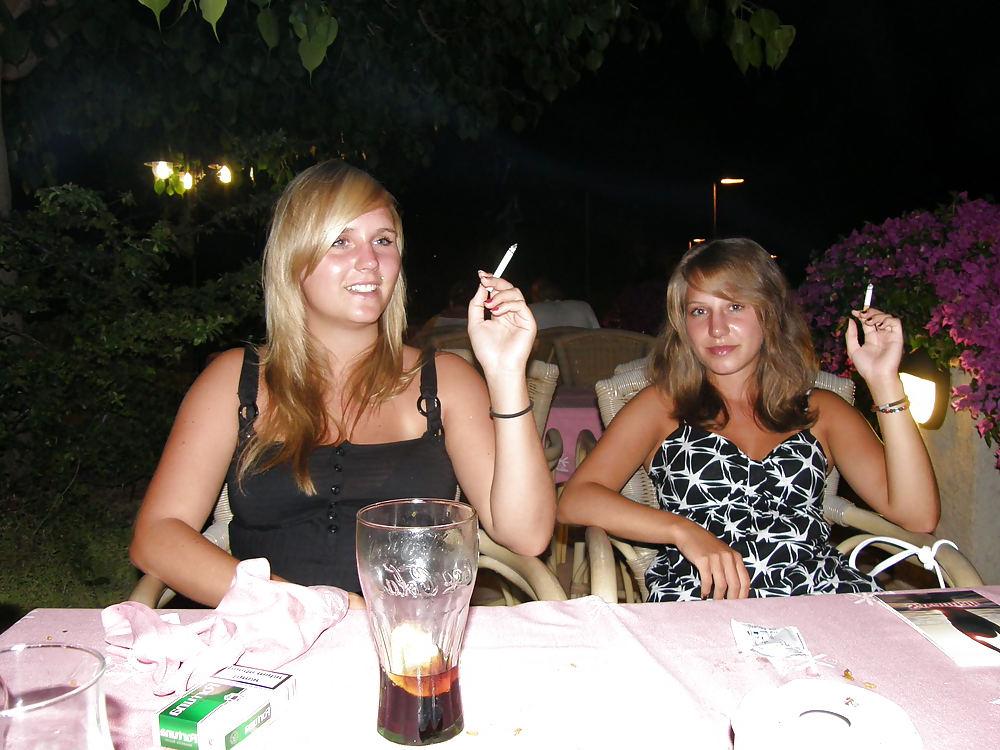 17P My Sister Denise at holiday with her cousine Marie and aunt 
