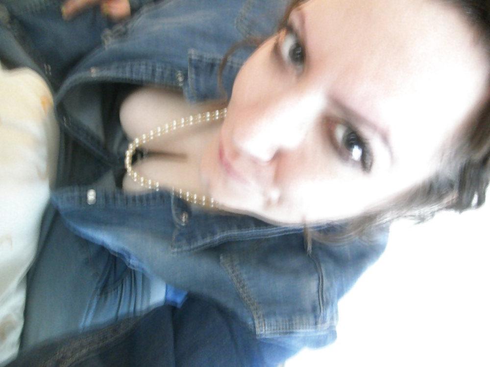 21P Private pics of my friend (no nude)