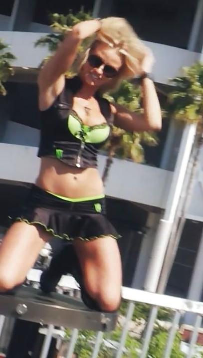 25P Elaine Alden - Monster Energy Model
