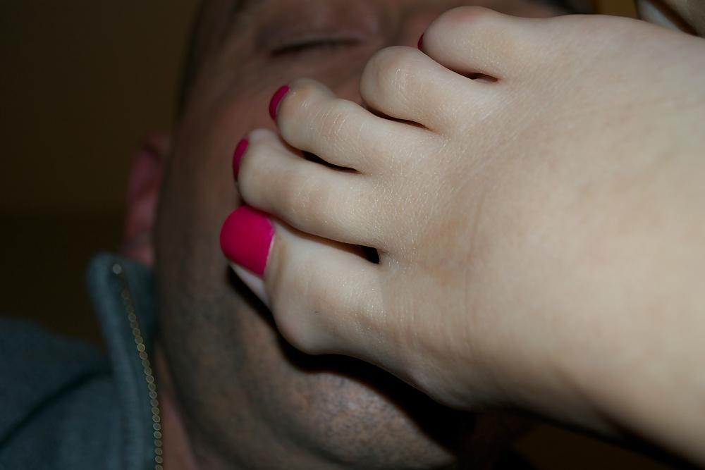5P Jackie's Feet and Long Toes getting worshiped.