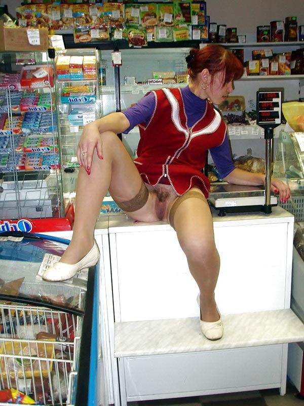 20P Ladies in stockings and pantyhose!