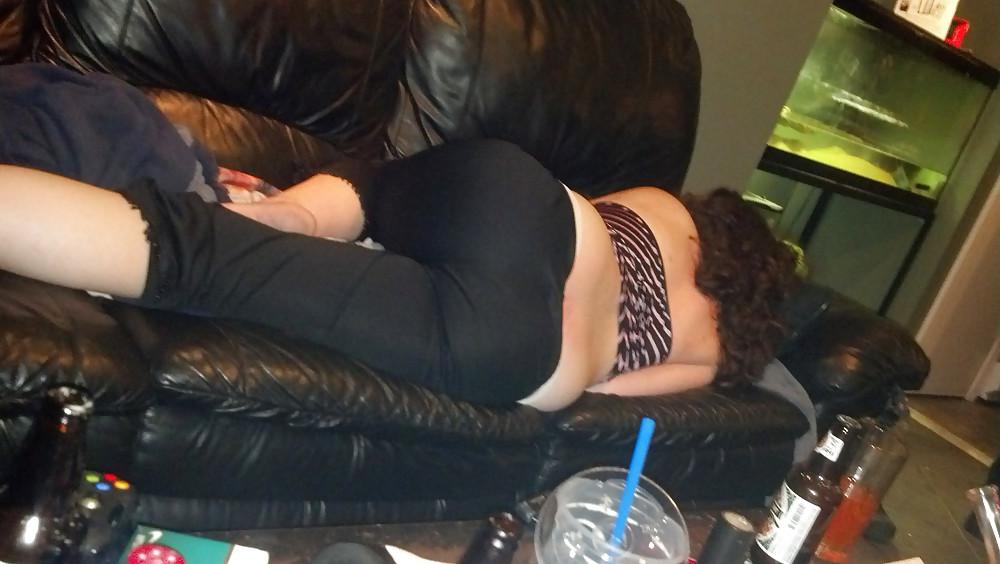 7P Please leave dirty comments on my pawg wife