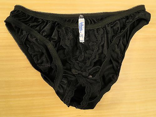 25P Panties from a friend - black