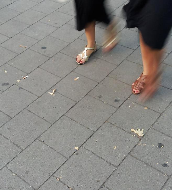 13P Geile deutsche Strassenschlampen - Kommentare bitte