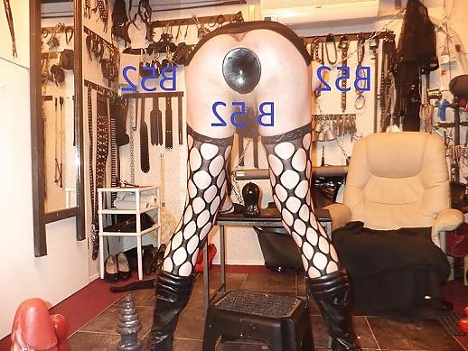 2P B52 B 52 4,5 INCH BIG HUGE DILDO BUTTPLUG