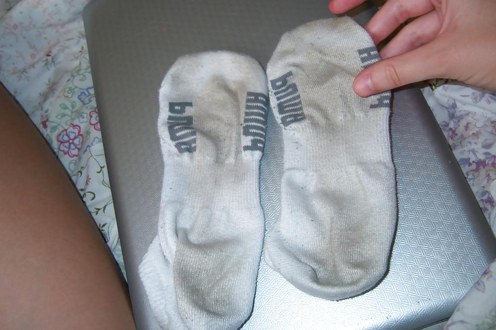 25P White socks fetish mix.