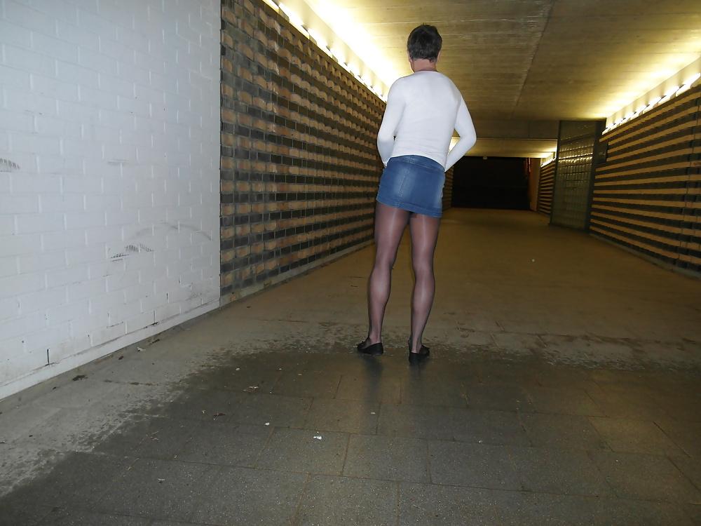 5P Outdoor in Pantyhose Hannover