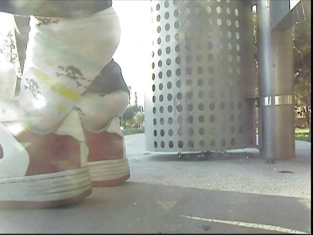 25P Random sock shoeplay
