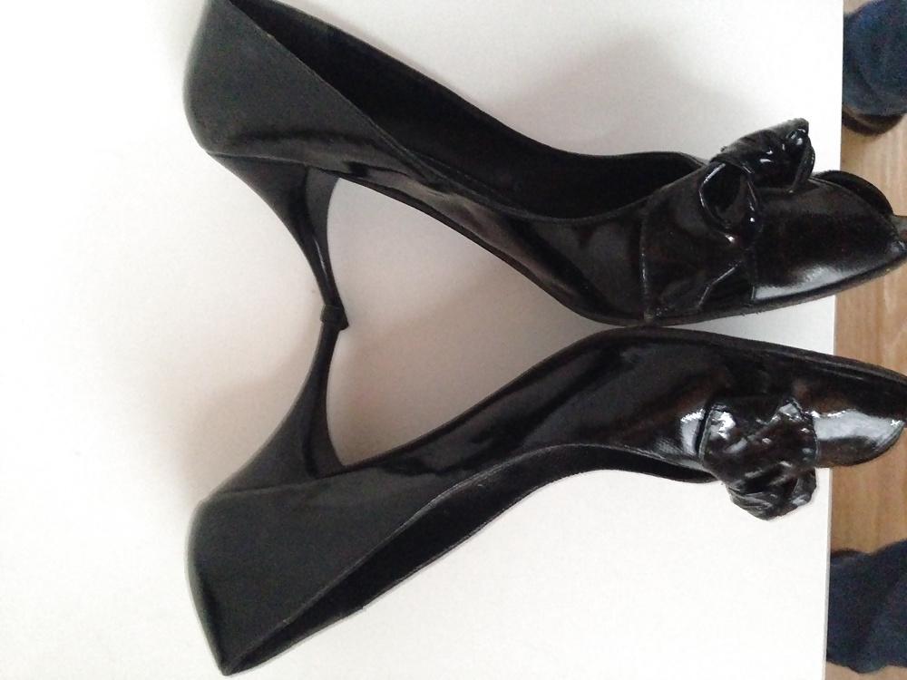 16P My friend's beautiful wife's sexy shoe collection. 