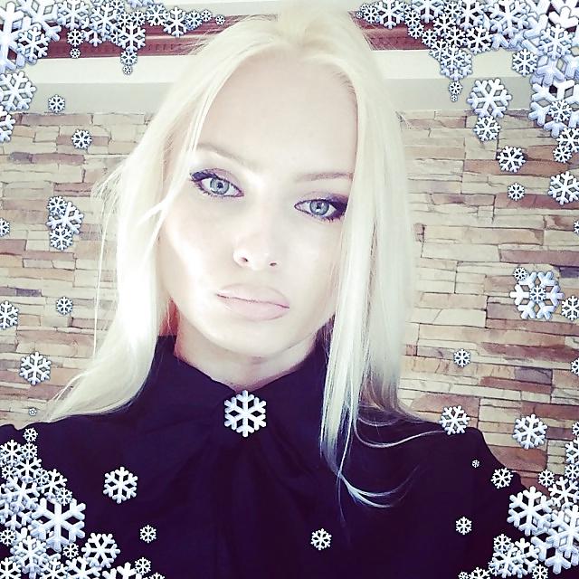 12P Alex... A Real Barbie Doll