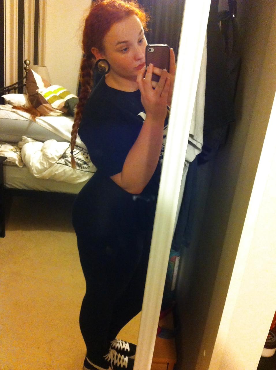 20P Redhead Pawg