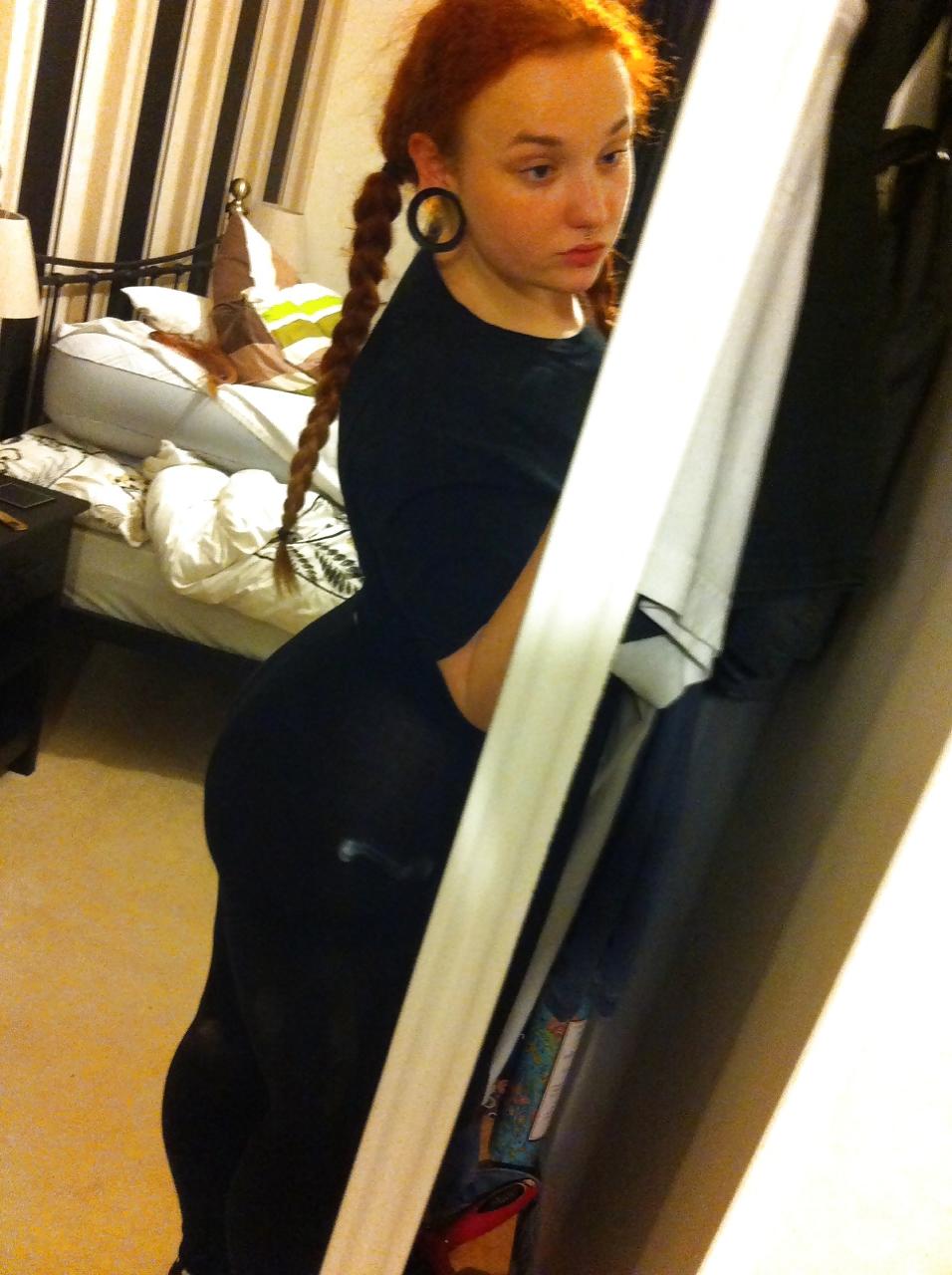 20P Redhead Pawg