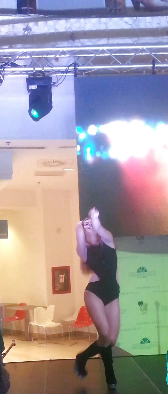 25P Spy sexy teens dancer romanian