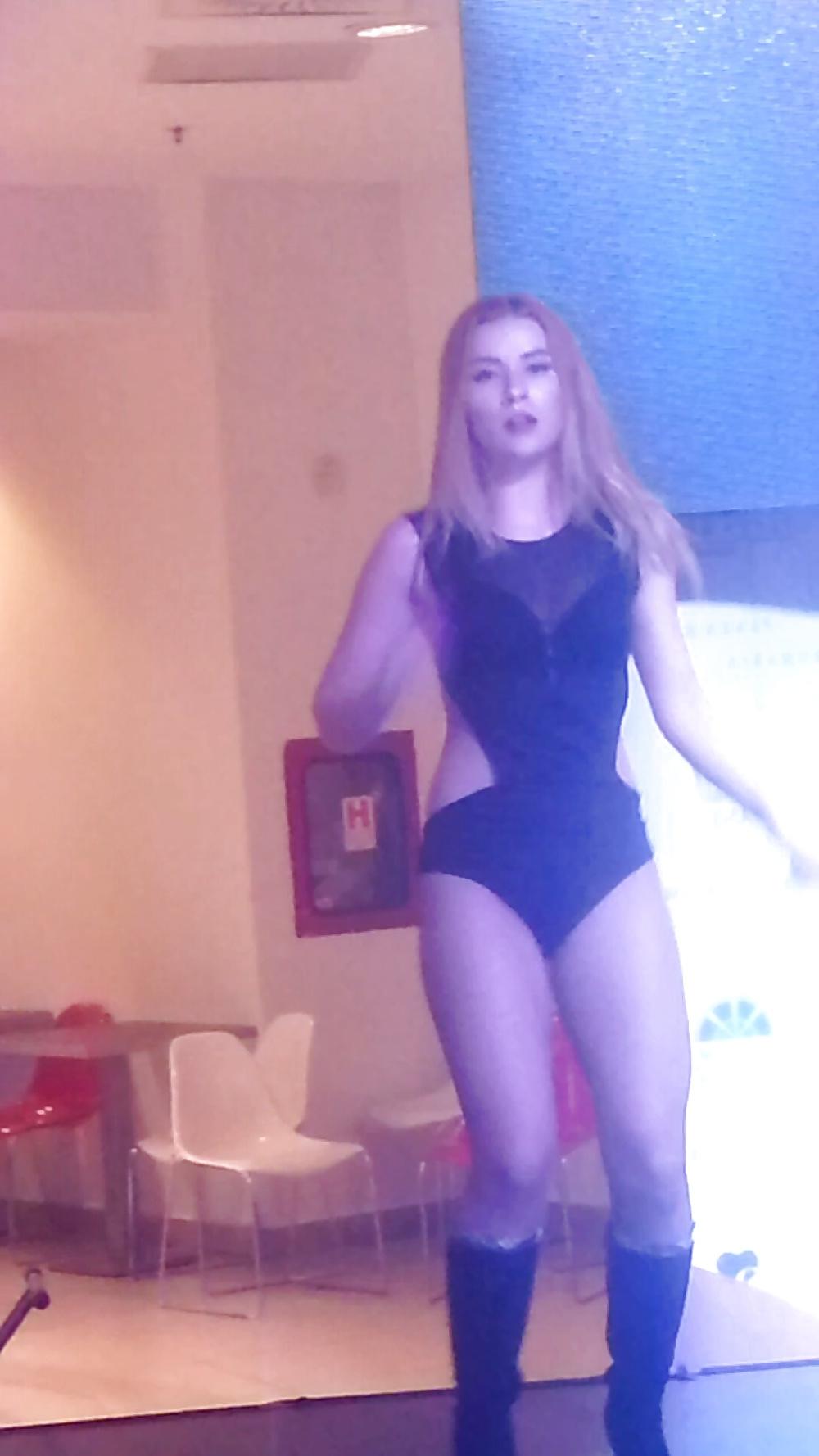 25P Spy sexy teens dancer romanian