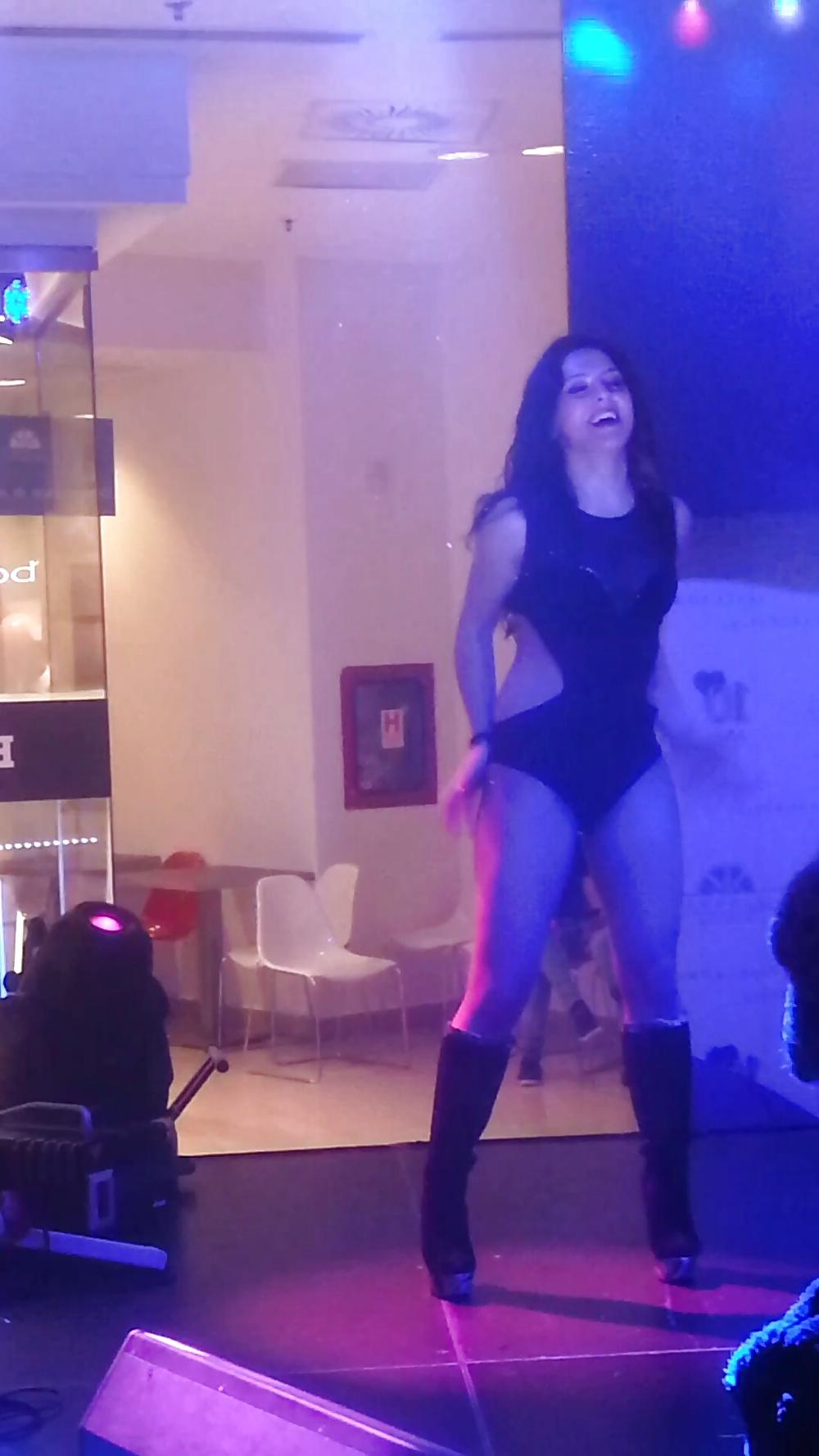 25P Spy sexy teens dancer romanian