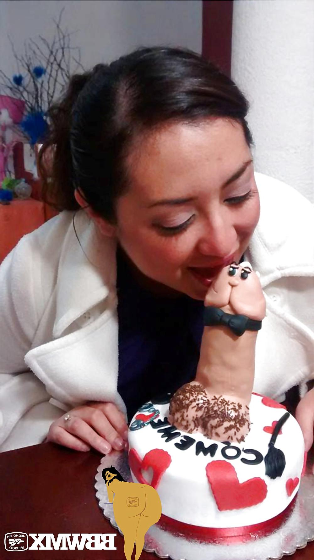 8P GORDITA EN SU DESPEDIDA DE SOLTERA SE TRAGA UN PENE