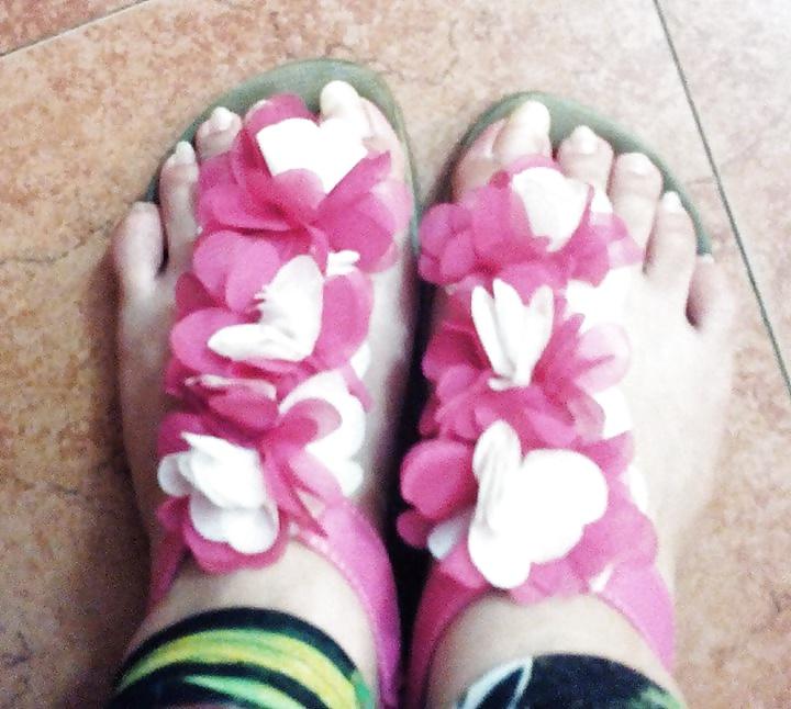 25P A Treat For Feet Lovers 5