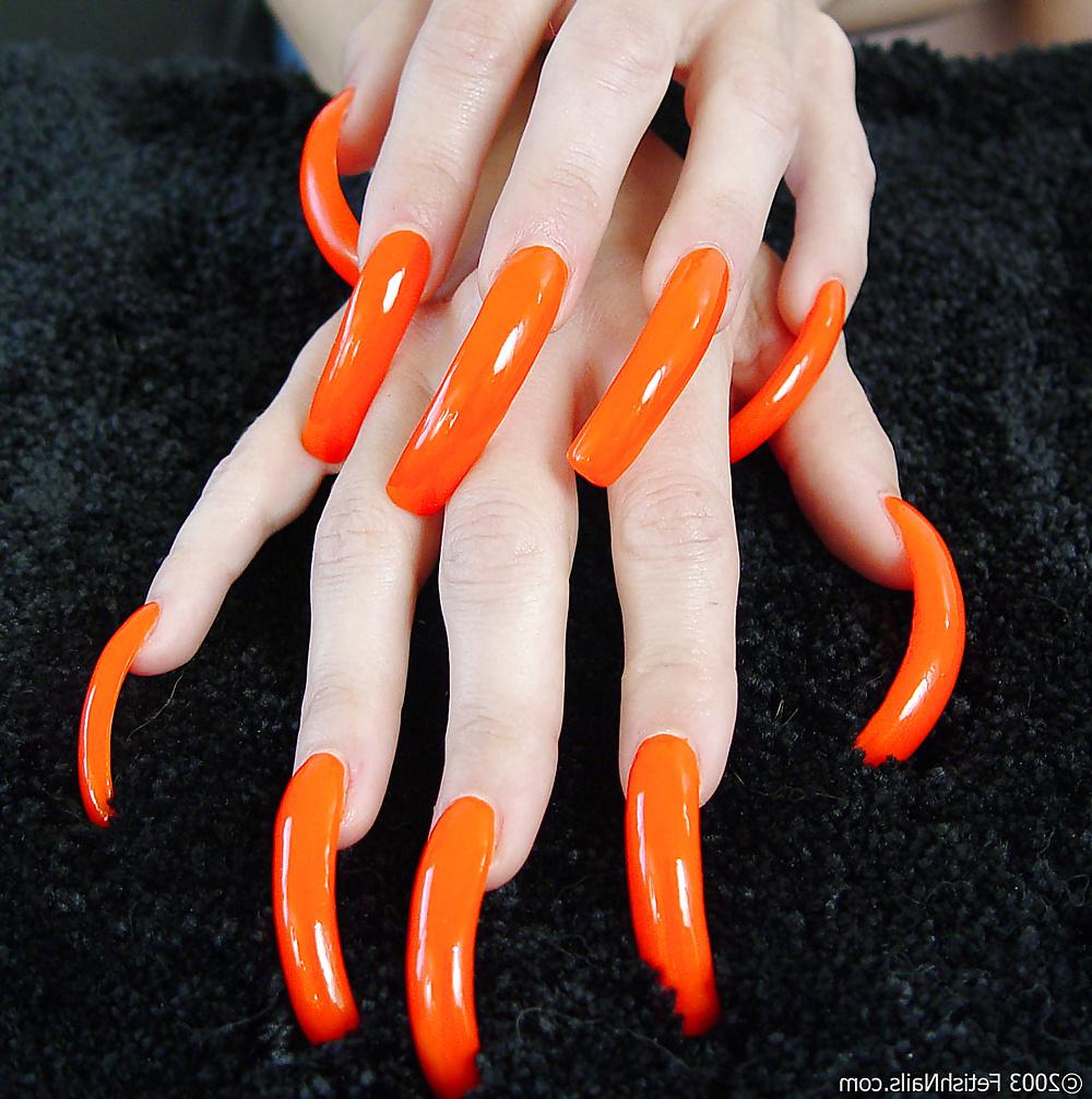 25P I Love Long Nails!