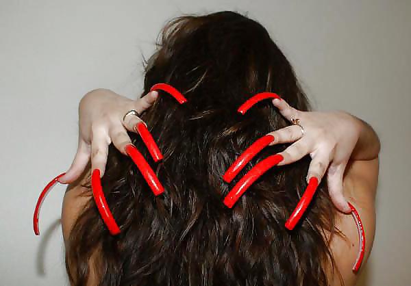 25P I Love Long Nails!