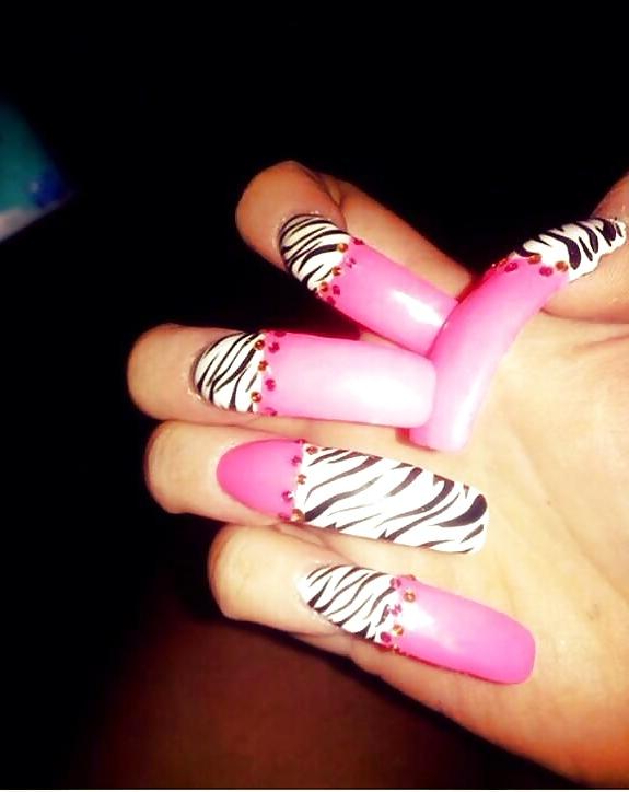 25P I Love Long Nails!